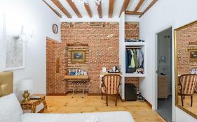 Oriente Palace Apartments